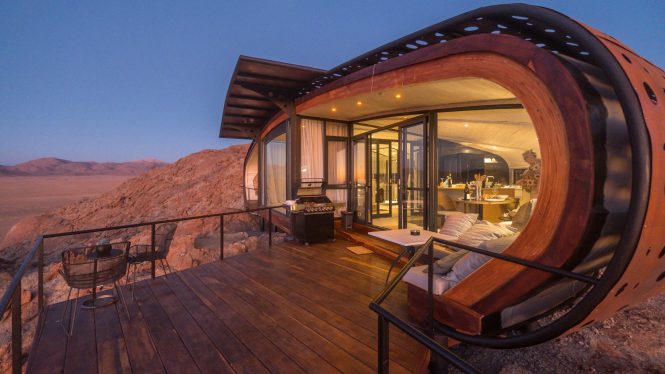 Featured image for Accommodation Guide from Phoenix: Desert Resorts and Affordable Hotels