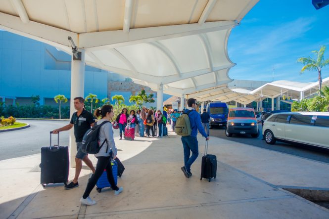 Featured image for Transportation from Cancun to CUN Airport: Quick and Easy Options